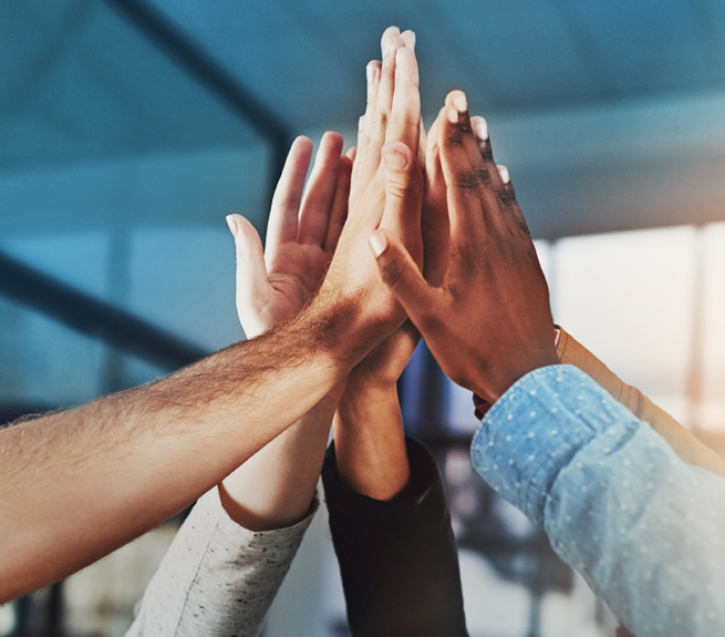 Many hands that strike simultaneously - a symbol of career opportunities at Maxion.
