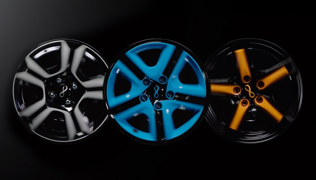 Three different Maxion Wheels with versastyle Aluminium cover.